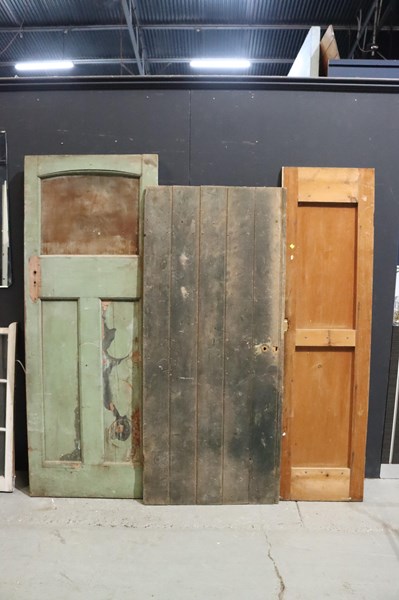 Lot 277 - DOORS