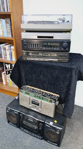 Lot 1524 - HI FI EQUIPMENT