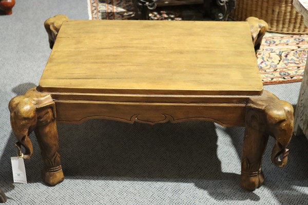 Lot 81 - COFFEE TABLE