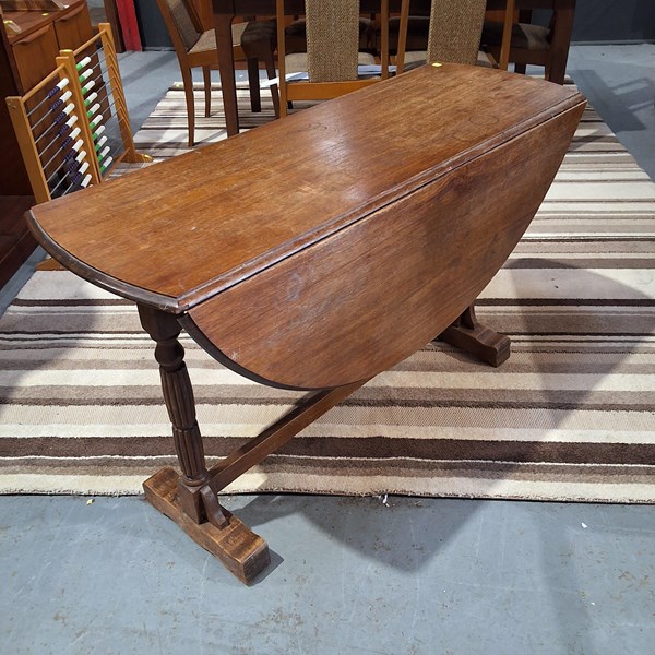 Lot 387 - DROPSIDE TABLE