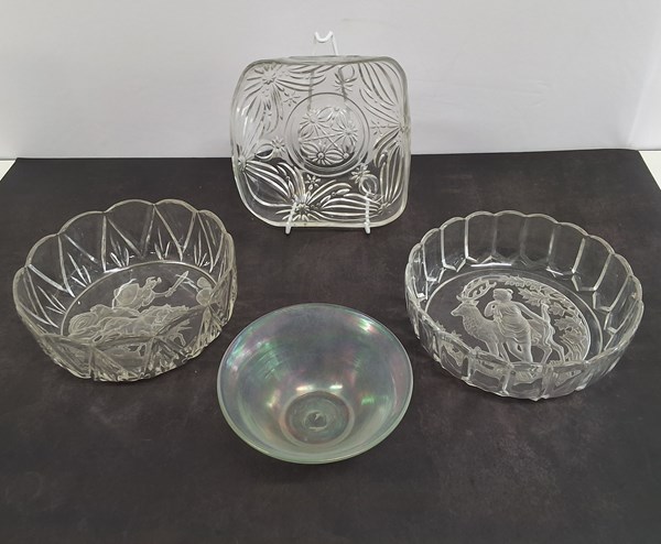 Lot 1385 - GLASS BOWLS