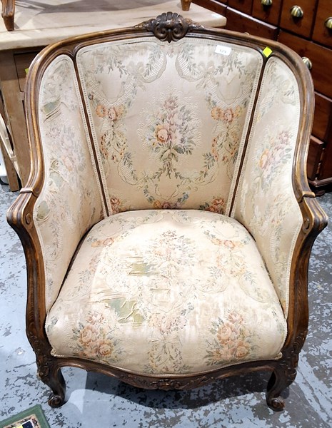 Lot 129 - ARMCHAIR