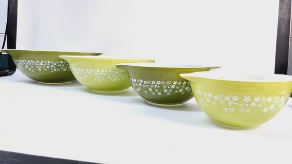 Lot 1449 - GRADUATED MIXING BOWLS