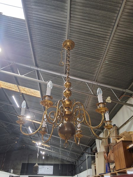 Lot 396 - PENDANT LIGHT