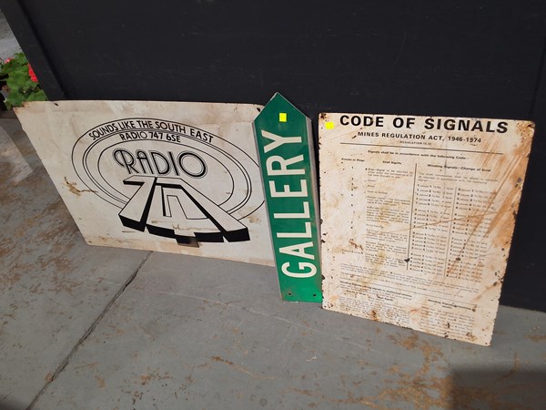 Lot 344 - SIGNS