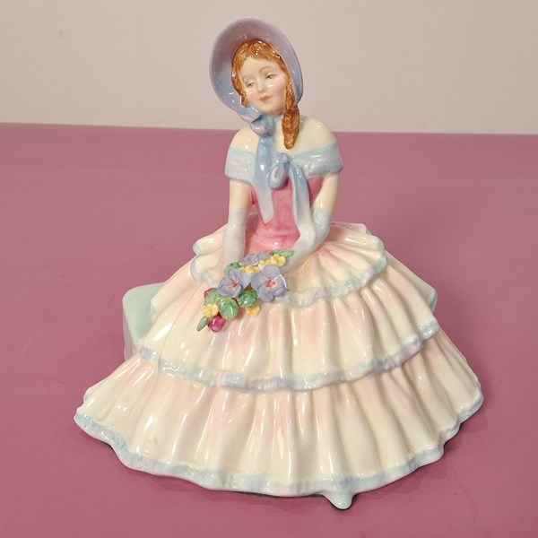 Lot 1189 - ROYAL DOULTON FIGURE