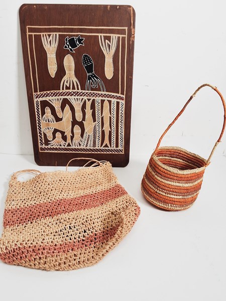 Lot 1180 - ETHNOGRAPHIC ITEMS