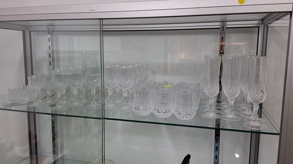 Lot 1457 - CRYSTAL DRINKWARE