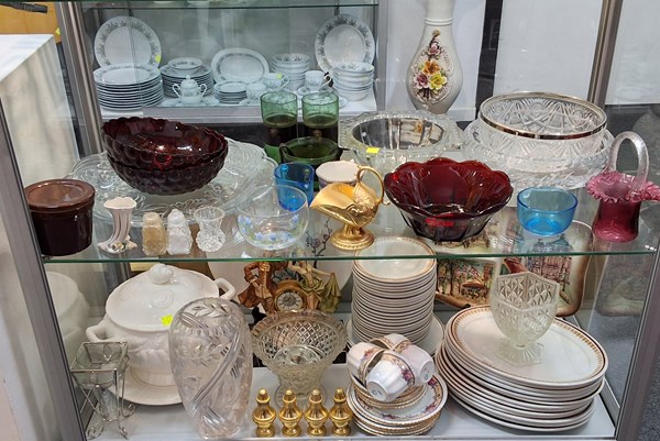 Lot 1492 - SUNDRY GLASS, CHINA & CRYSTAL WARES