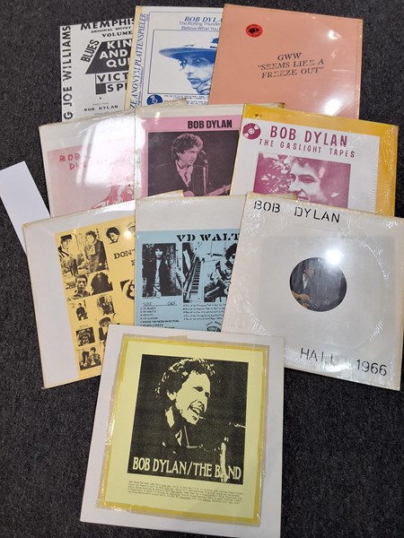 Lot 1267 - BOB DYLAN