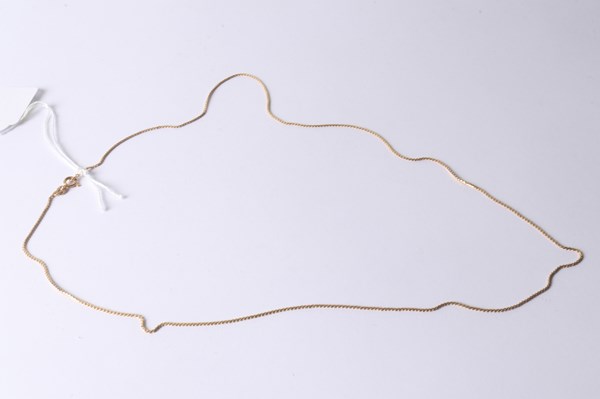 Lot 1049 - GOLD NECKLACE