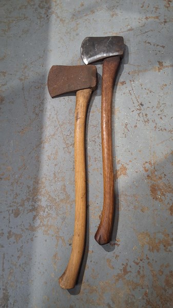 Lot 83 - AXES