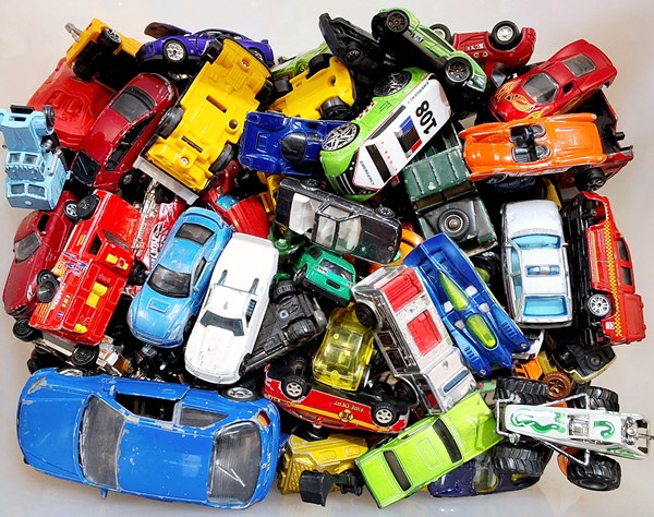 Lot 1265 - TOY CARS