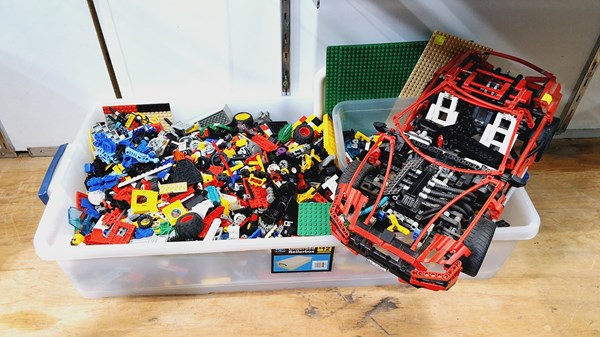 Lot 1425 - LEGO