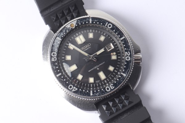 Lot 1085 - SEIKO DIVERS WATCH