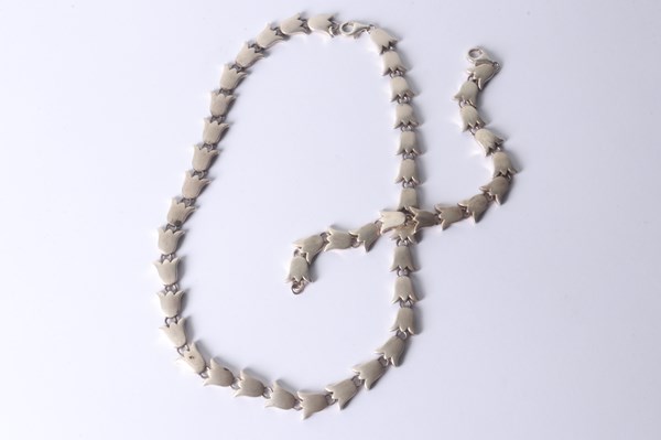 Lot 1069 - SILVER NECKLACE & BRACELET