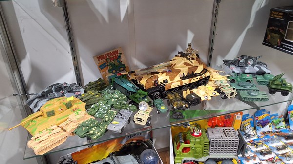 Lot 1420 - MILITARY VEHICLES