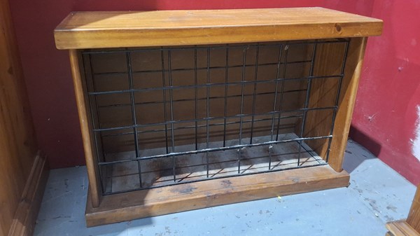 Lot 44 - WINE RACK