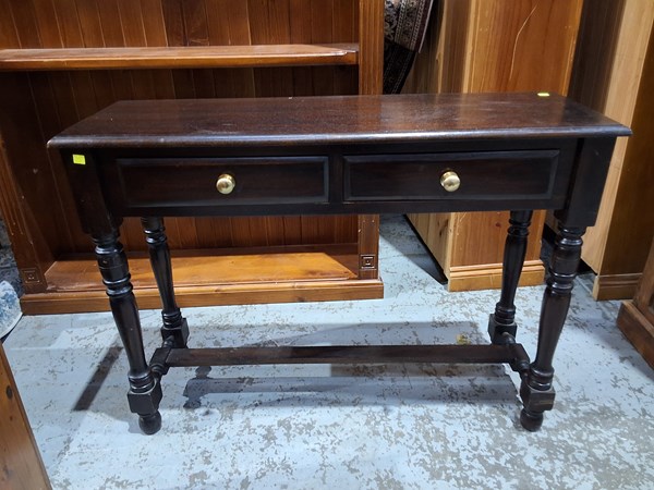 Lot 151 - HALL TABLE