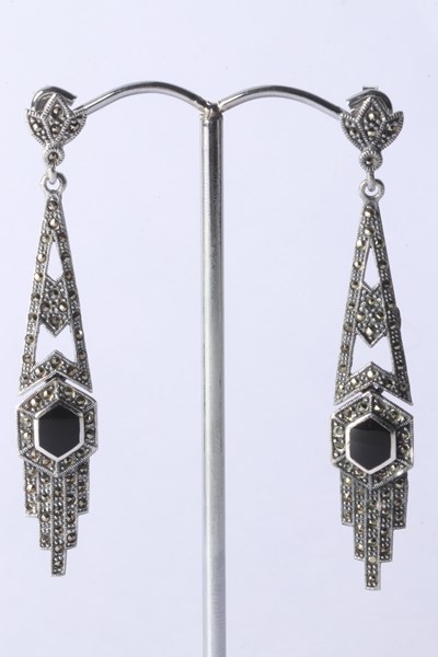 Lot 1066 - SILVER EARRINGS