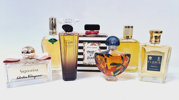 Lot 1243 - PERFUMES