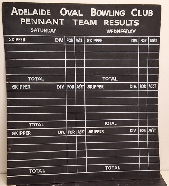 Lot 1103 - BOWLING CLUB SCOREBOARD