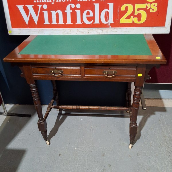 Lot 314 - CONSOLE TABLE