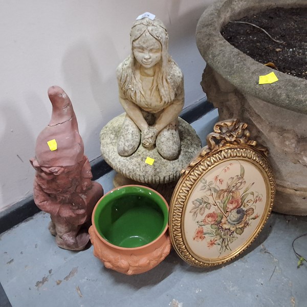 Lot 359 - GARDEN ITEMS ETC