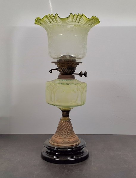 Lot 1329 - KEROSENE LAMP