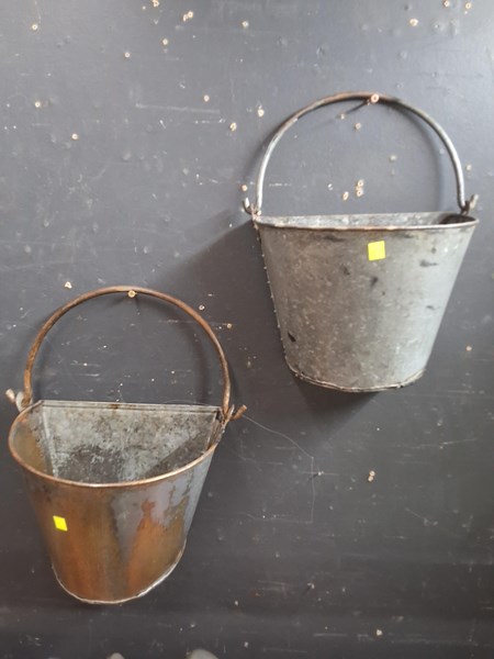 Lot 217 - WALL BUCKETS