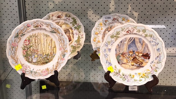 Lot 1290 - ROYAL DOULTON PLATES