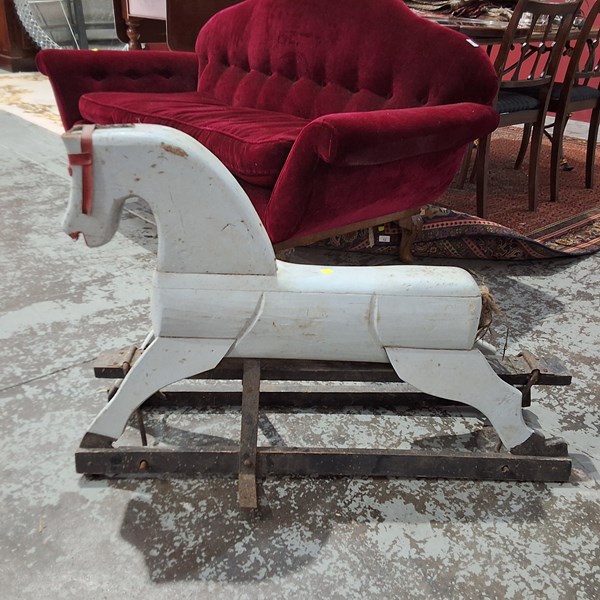 Lot 152 - HOBBY HORSE