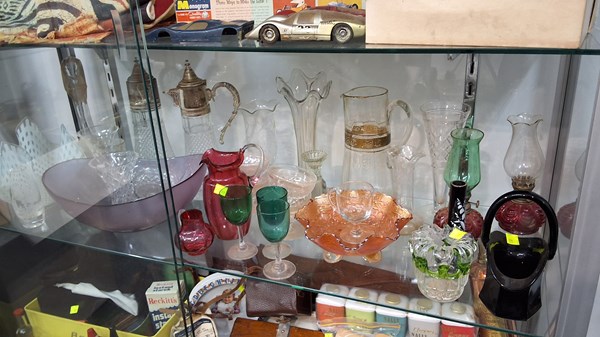 Lot 1445 - GLASSWARE