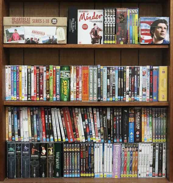 Lot 1474 - TV DVDS