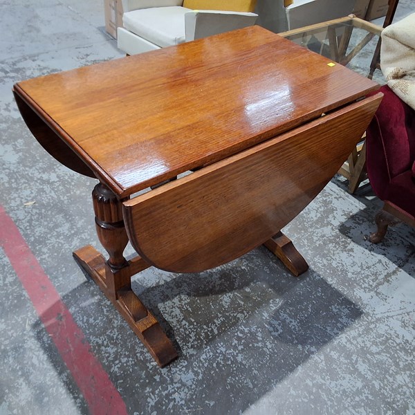 Lot 164 - DROPSIDE TABLE