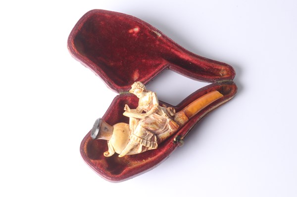 Lot 1051 - MEERSCHAUM PIPE