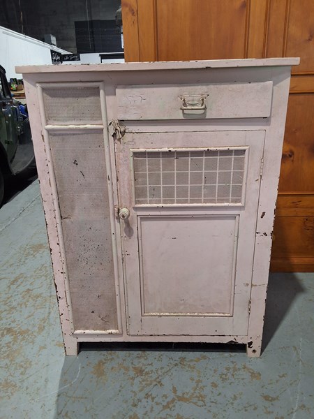 Lot 209 - MEAT SAFE