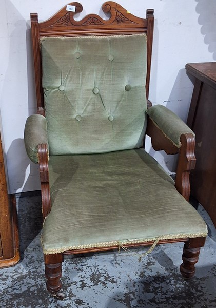 Lot 108 - PARLOUR CHAIR