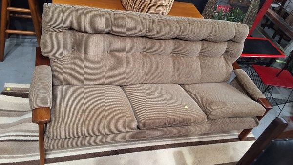 Lot 366 - THREE SEATER LOUNGE