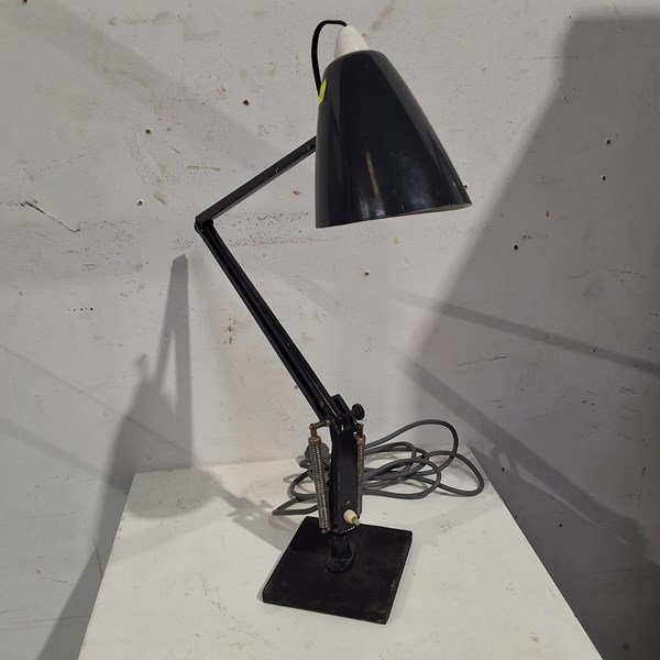 Lot 315 - PLANET LAMP