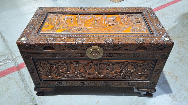 Lot 104 - CAMPHORWOOD TRUNK