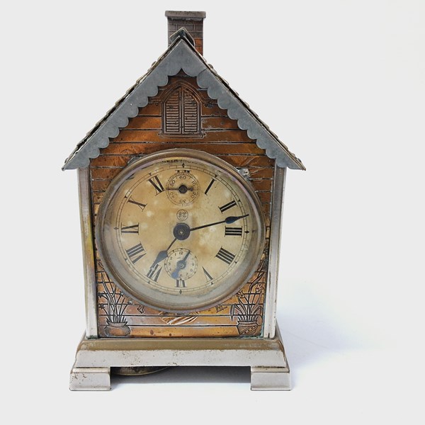 Lot 1055 - TABLE CLOCK