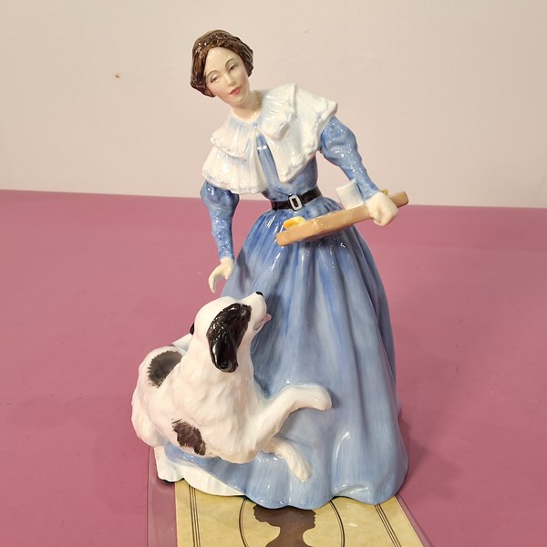 Lot 1221 - ROYAL DOULTON FIGURE