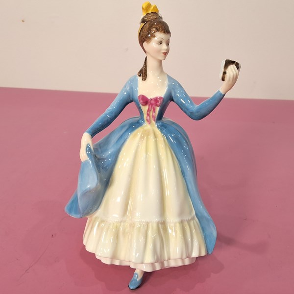 Lot 1219 - ROYAL DOULTON FIGURE