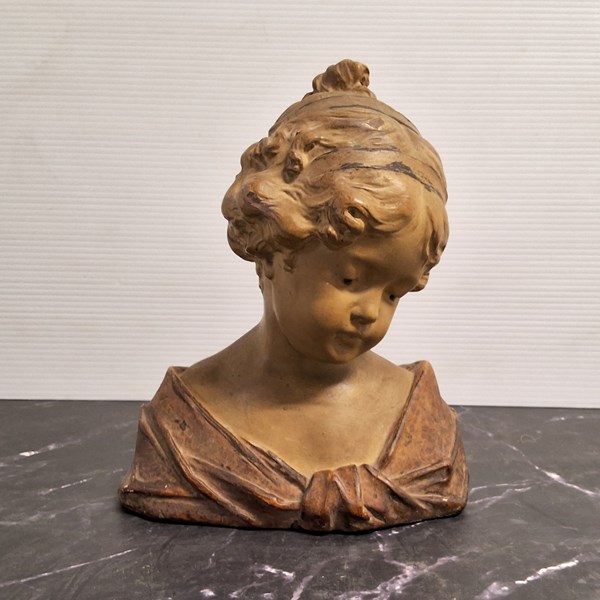 Lot 1143 - PLASTER BUST