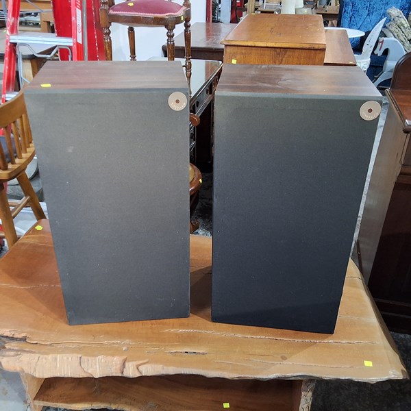 Lot 348 - FLOOR SPEAKERS