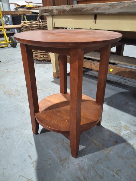 Lot 172 - OCCASIONAL TABLE