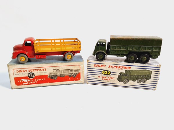 Lot 1134 - DINKY TOYS