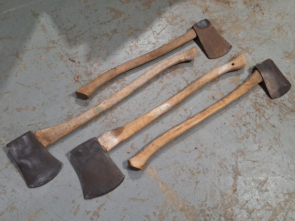 Lot 202 - AXES