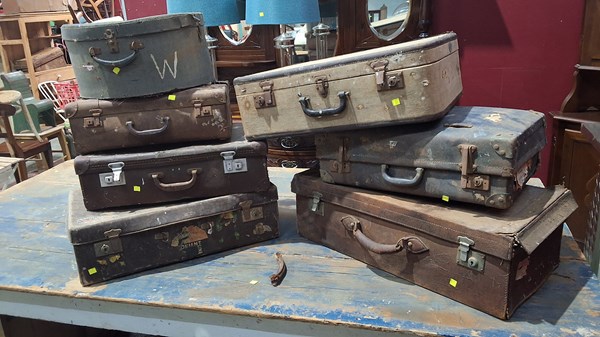 Lot 47 - TRAVEL CASES